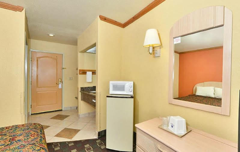 Hotel Baymont By Wyndham Garden Of The Gods